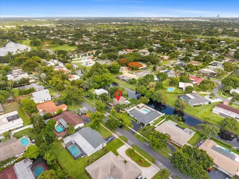 6250 SW 6th Street Plantation FL 33317