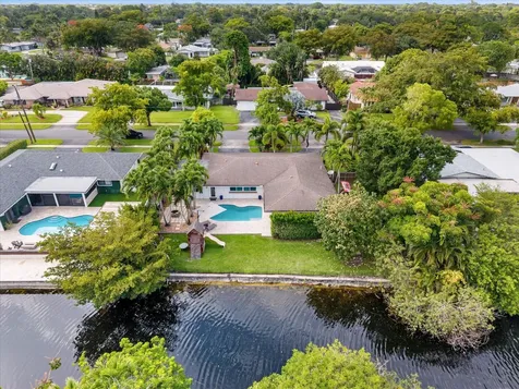 6250 SW 6th Street Plantation FL 33317