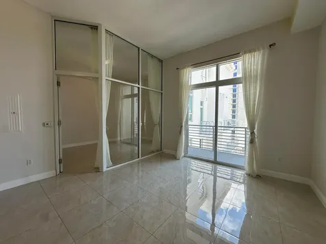 234 NE 3rd Street Miami FL 33132