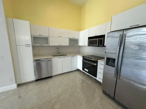 234 NE 3rd Street Miami FL 33132