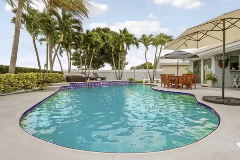 1560 Wilderness Road West Palm Beach FL 33409