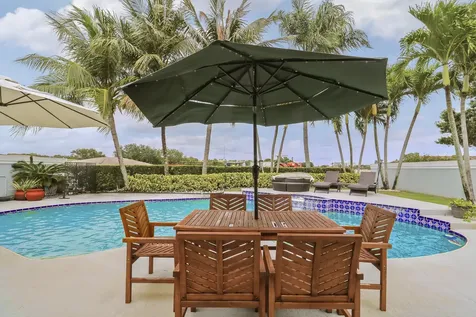 1560 Wilderness Road West Palm Beach FL 33409