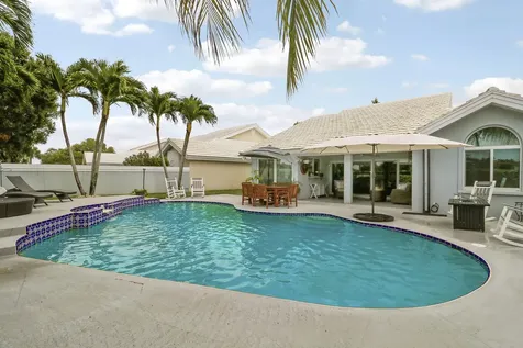 1560 Wilderness Road West Palm Beach FL 33409