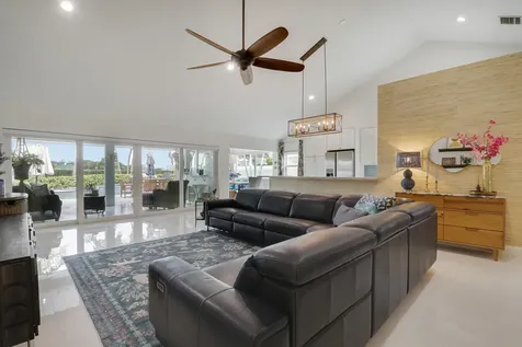 1560 Wilderness Road West Palm Beach FL 33409