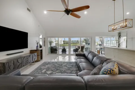 1560 Wilderness Road West Palm Beach FL 33409