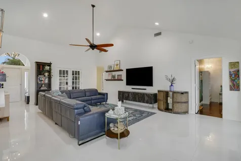 1560 Wilderness Road West Palm Beach FL 33409