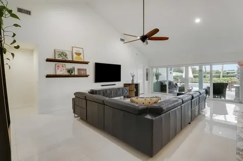 1560 Wilderness Road West Palm Beach FL 33409