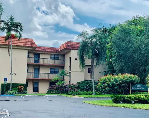 200 Jacaranda Country Club Drive Plantation FL 33324