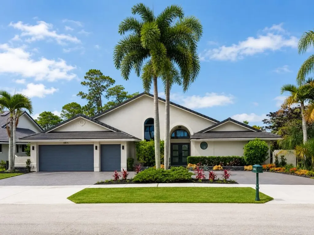 10875 Boca Woods Lane Boca Raton FL 33428
