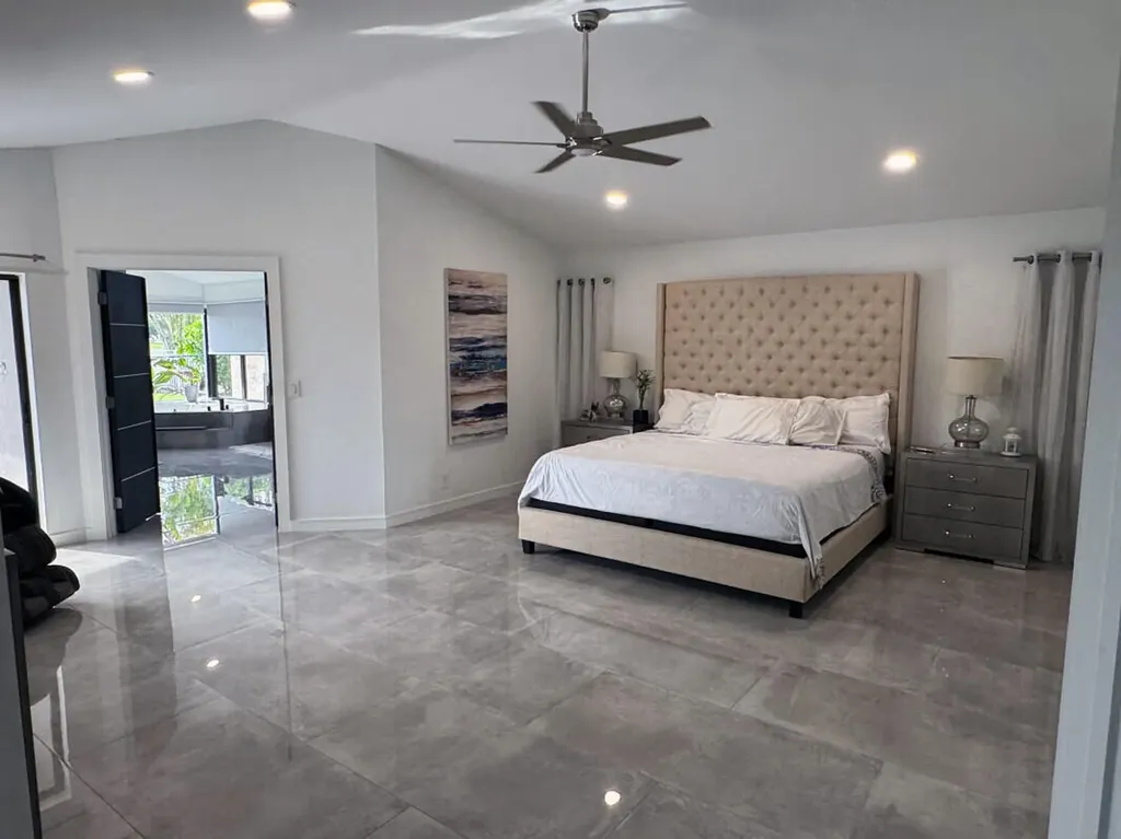 10875 Boca Woods Lane Boca Raton FL 33428