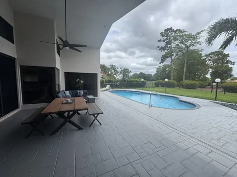 10875 Boca Woods Lane Boca Raton FL 33428