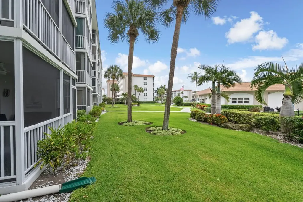 2717 Florida Boulevard Delray Beach FL 33483
