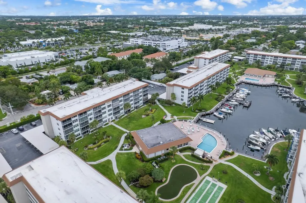 2717 Florida Boulevard Delray Beach FL 33483