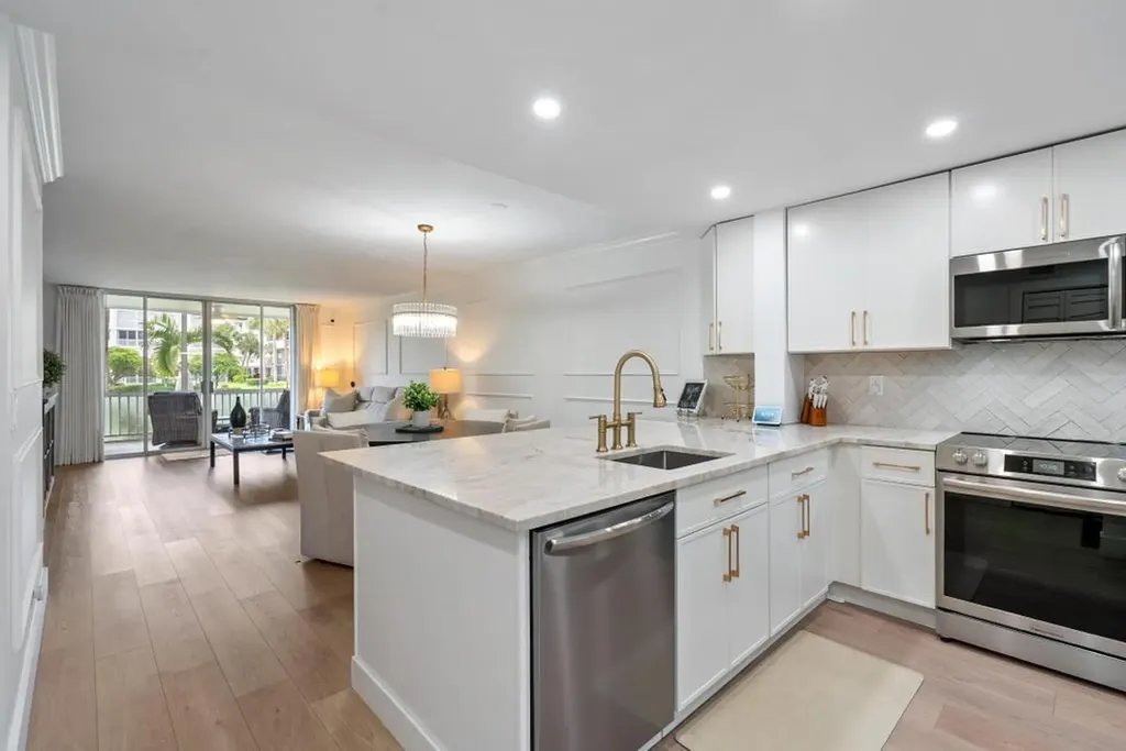 2717 Florida Boulevard Delray Beach FL 33483
