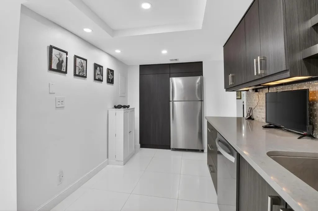 7738 Lakeside Boulevard Boca Raton FL 33434