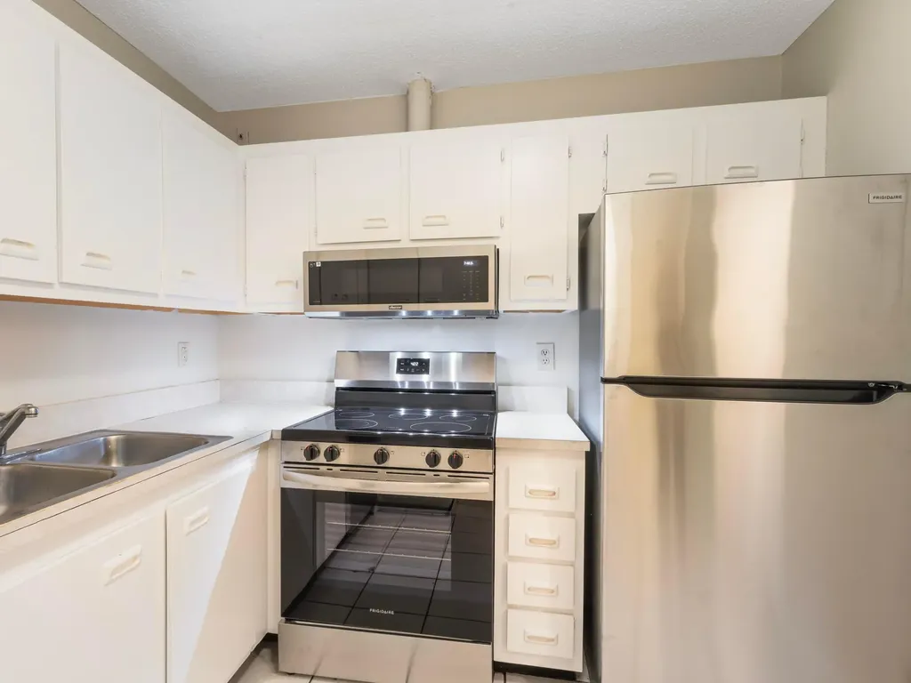 4806 Cherry Road West Palm Beach FL 33417