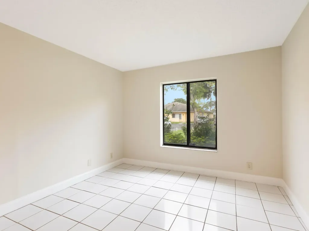 4806 Cherry Road West Palm Beach FL 33417