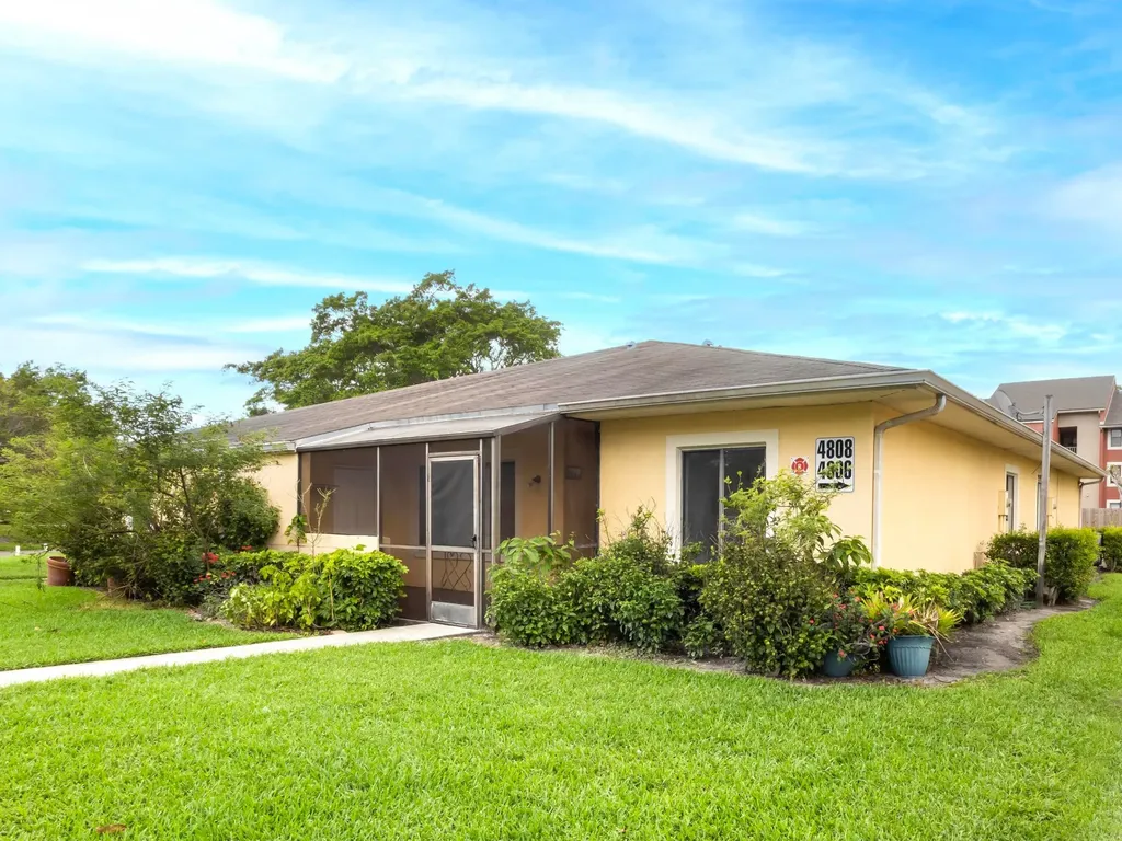 4806 Cherry Road West Palm Beach FL 33417
