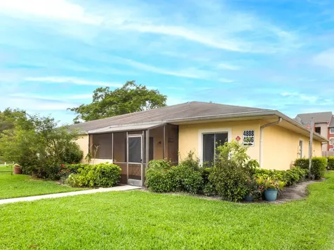 4806 Cherry Road West Palm Beach FL 33417