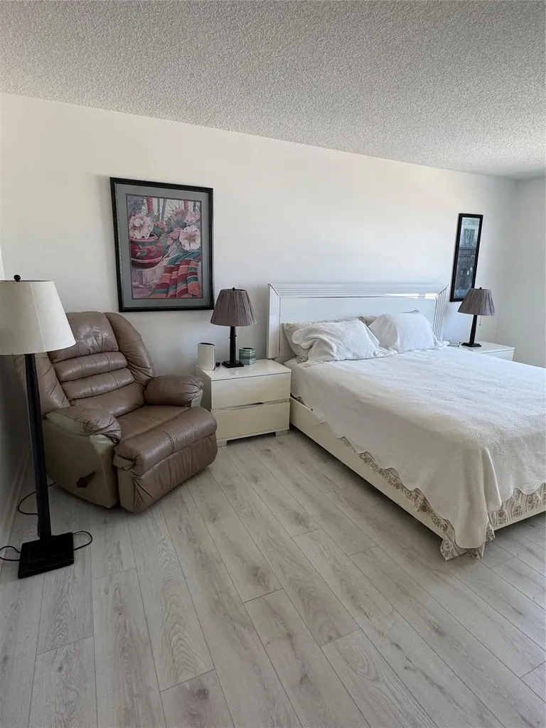 5200 N Ocean Boulevard Lauderdale By The Sea FL 33308
