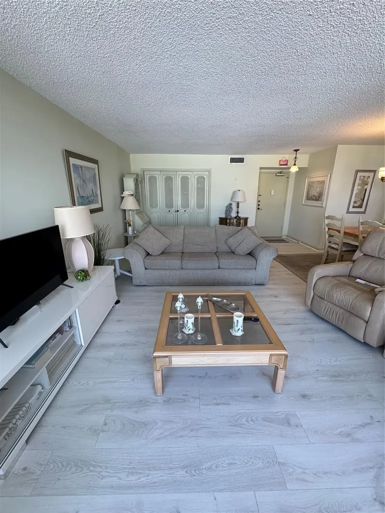 5200 N Ocean Boulevard Lauderdale By The Sea FL 33308