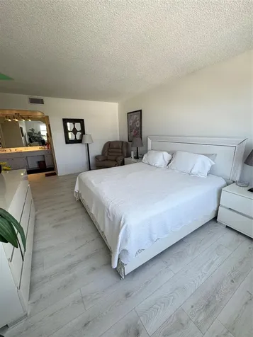 5200 N Ocean Boulevard Lauderdale By The Sea FL 33308