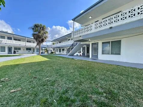 1251 W River Drive Margate FL 33063