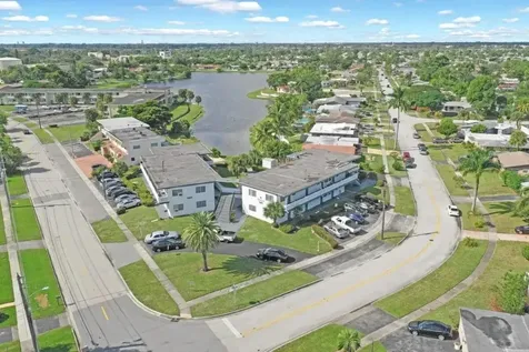 1251 W River Drive Margate FL 33063