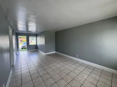 1251 W River Drive Margate FL 33063