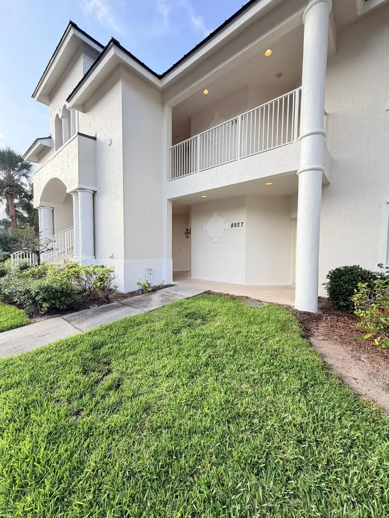 8927 Sandshot Court Port St Lucie FL 34986