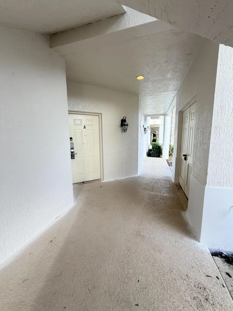 8927 Sandshot Court Port St Lucie FL 34986