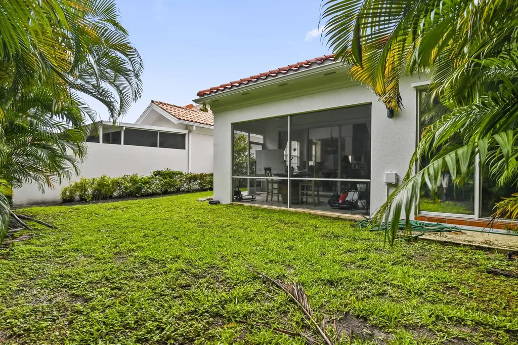 4766 Valencia Drive Delray Beach FL 33445