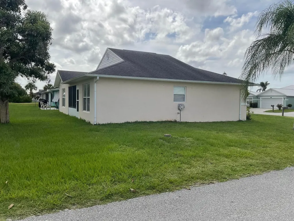 14151 Cisne Circle Fort Pierce FL 34951