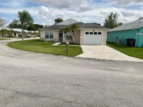14151 Cisne Circle Fort Pierce FL 34951
