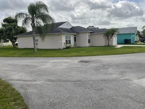 14151 Cisne Circle Fort Pierce FL 34951