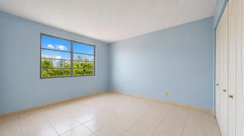 7795 NE Bayshore Court Miami FL 33138