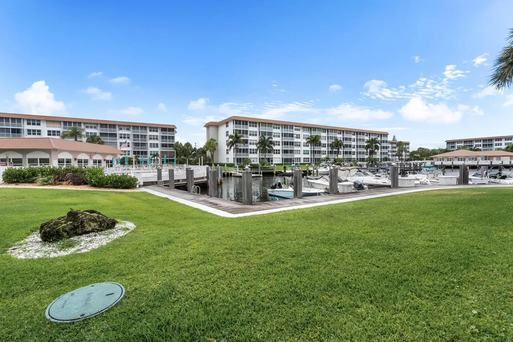 911 Gardenia Drive Delray Beach FL 33483