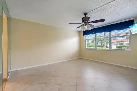 911 Gardenia Drive Delray Beach FL 33483