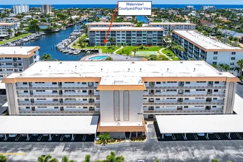 911 Gardenia Drive Delray Beach FL 33483