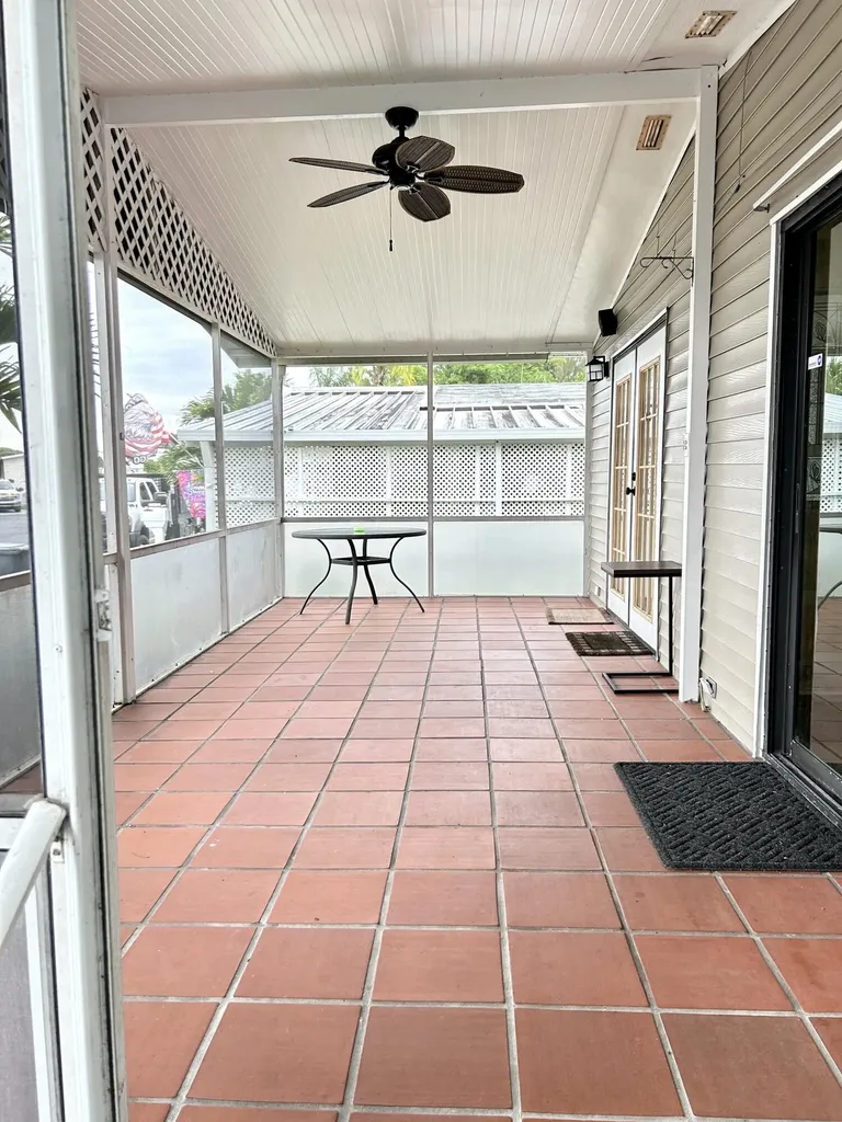 3409 Lake Overlook Place Lake Worth FL 33462