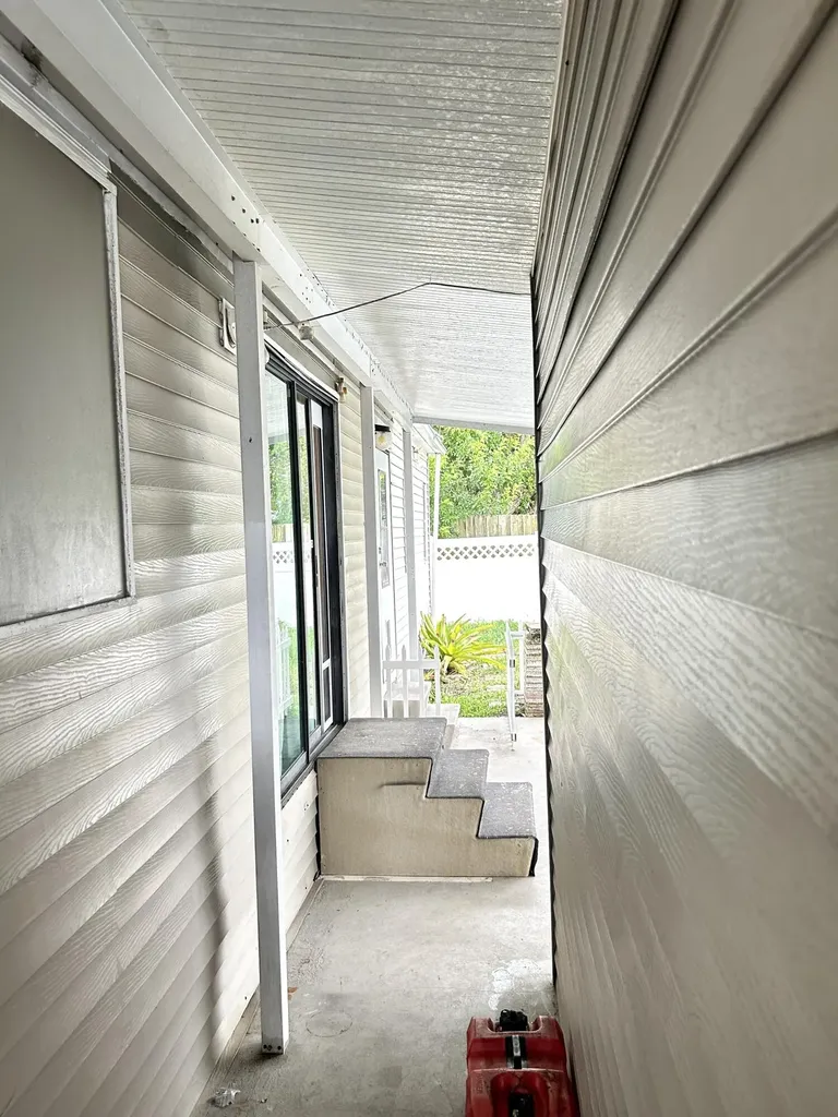 3409 Lake Overlook Place Lake Worth FL 33462
