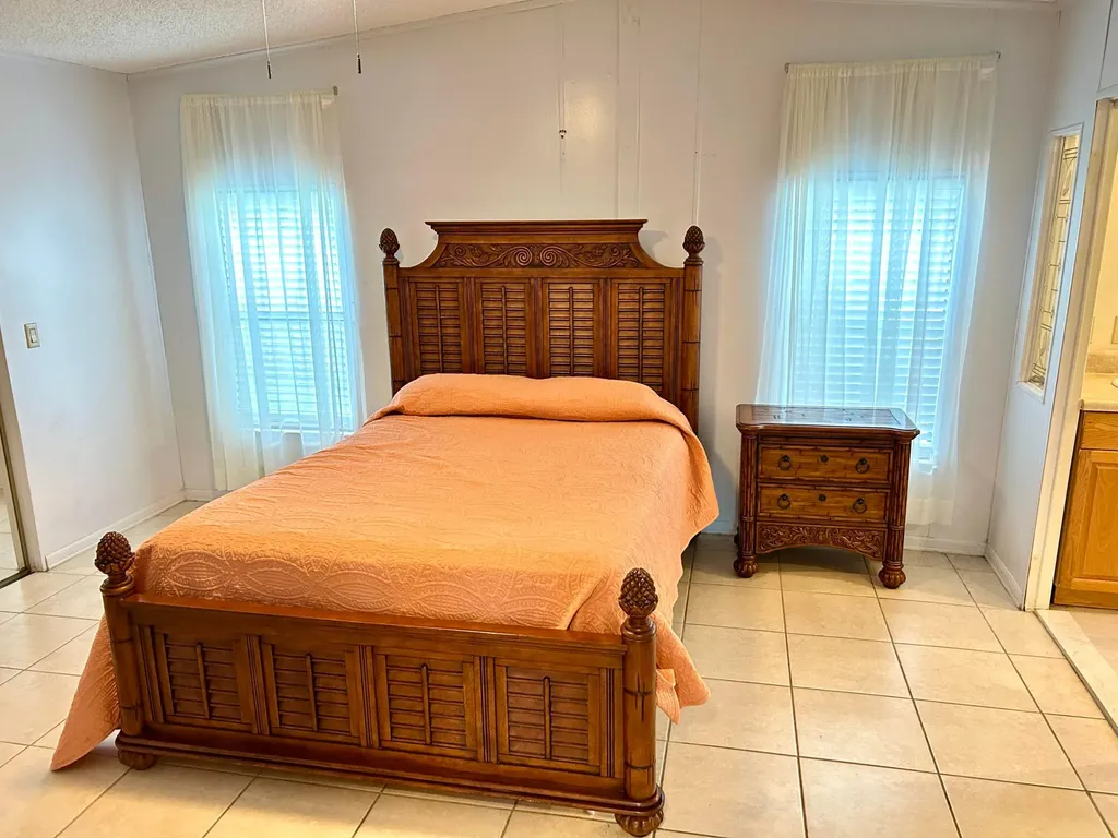 3409 Lake Overlook Place Lake Worth FL 33462