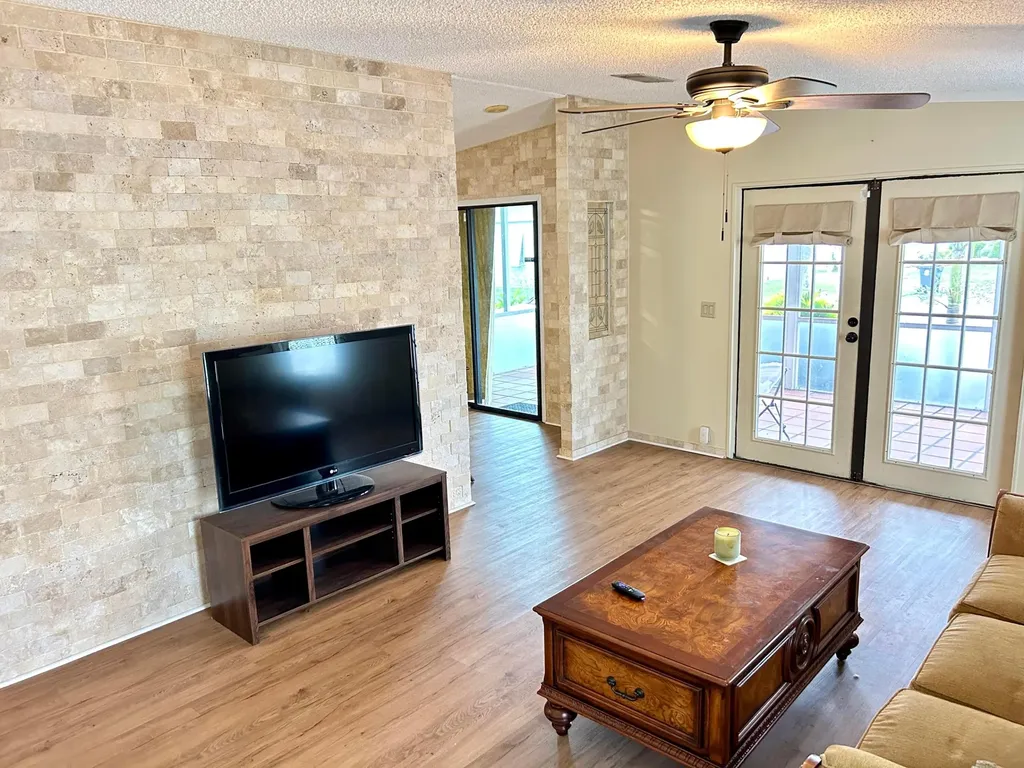3409 Lake Overlook Place Lake Worth FL 33462