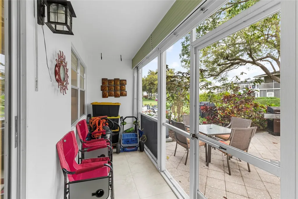 210 Oakridge N Deerfield Beach FL 33442