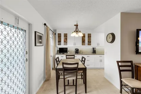 210 Oakridge N Deerfield Beach FL 33442