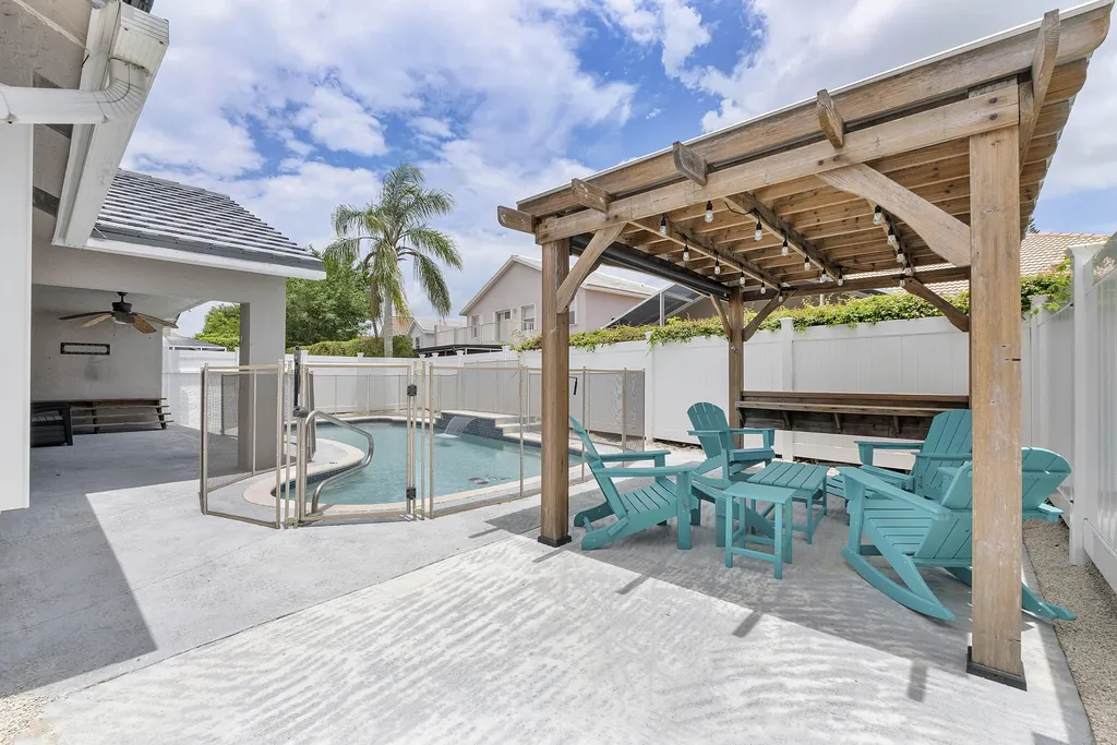 18242 Blue Lake Way Boca Raton FL 33498