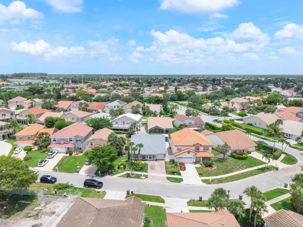 18242 Blue Lake Way Boca Raton FL 33498