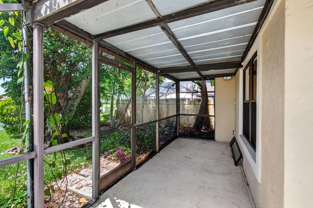 7004 Bitterbush Place Boynton Beach FL 33472