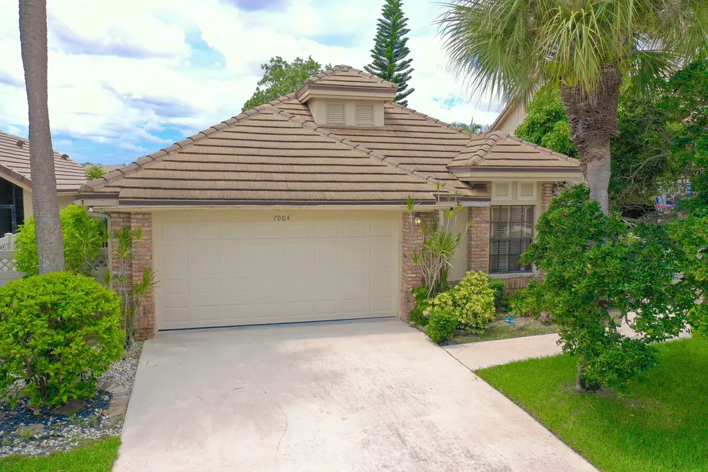 7004 Bitterbush Place Boynton Beach FL 33472