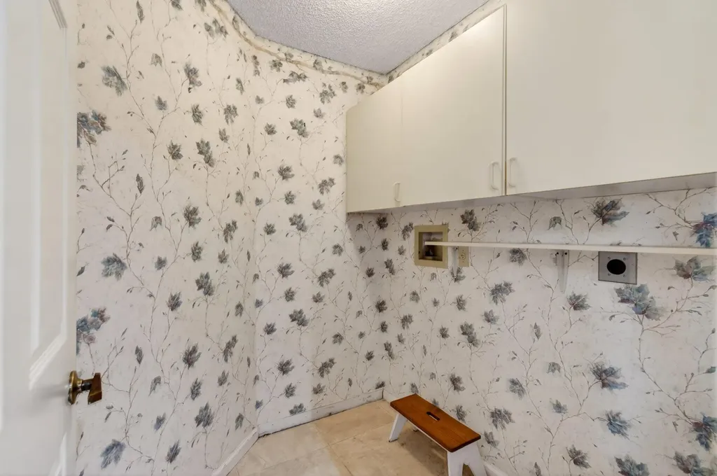 7004 Bitterbush Place Boynton Beach FL 33472